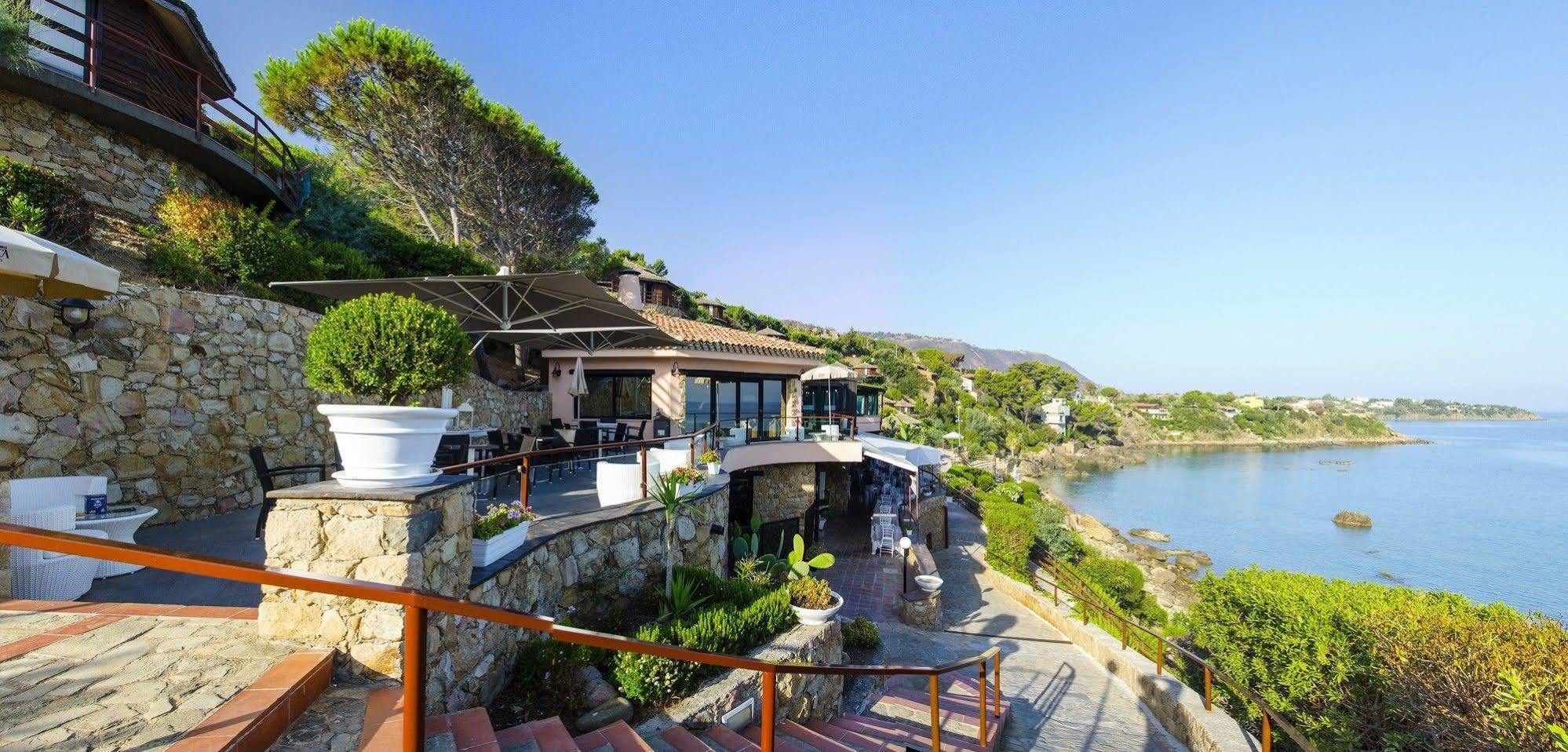 צ'פאלו Calanica Resort מראה חיצוני תמונה