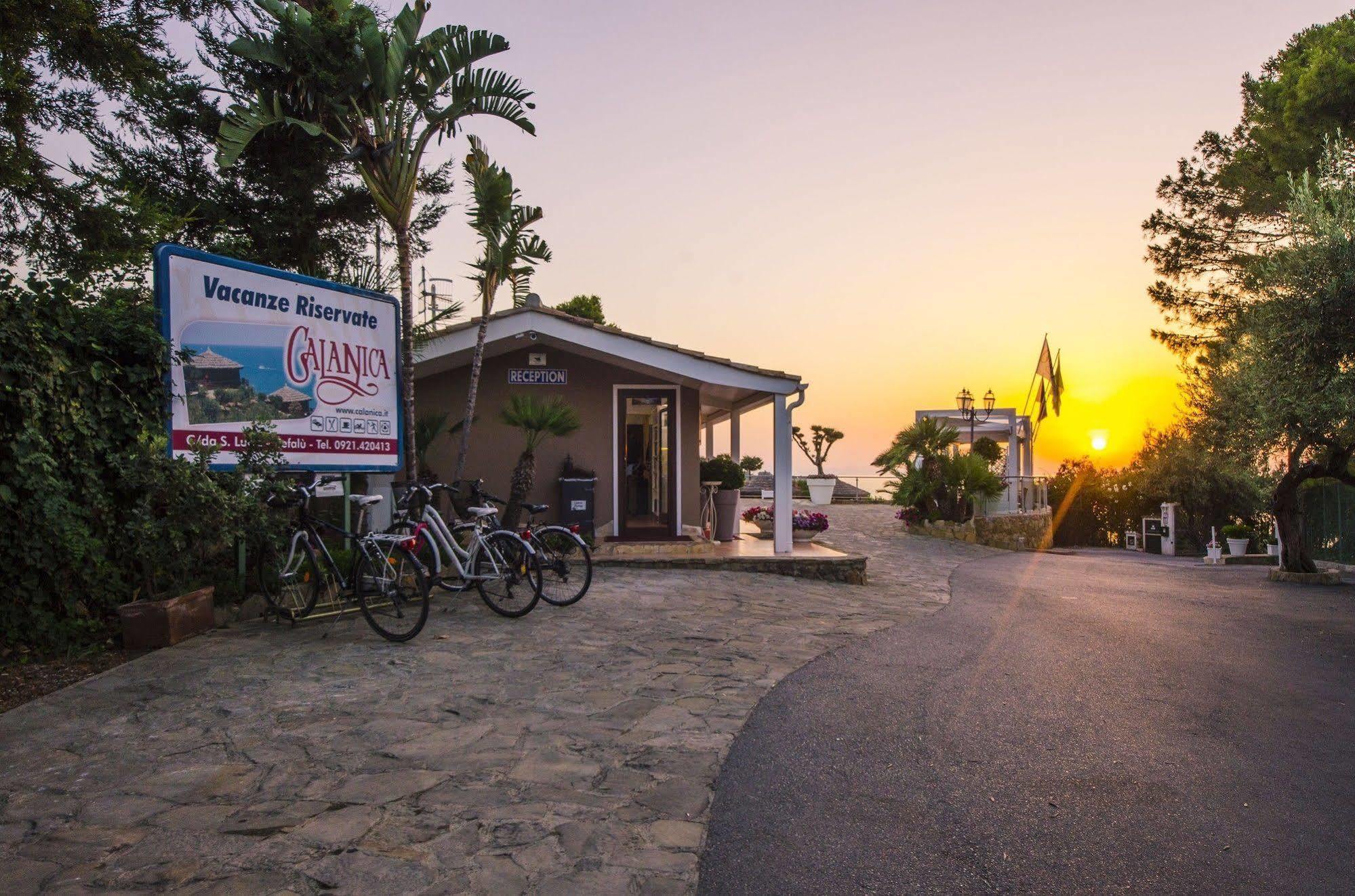 צ'פאלו Calanica Resort מראה חיצוני תמונה